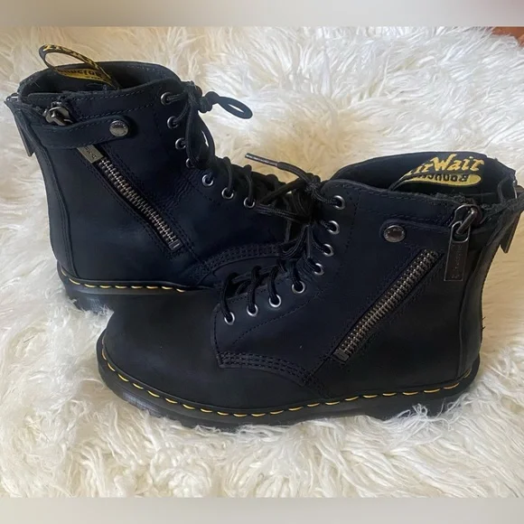 Dr Martens 1460 Zippered Boot- NEW - Picture 2 of 5